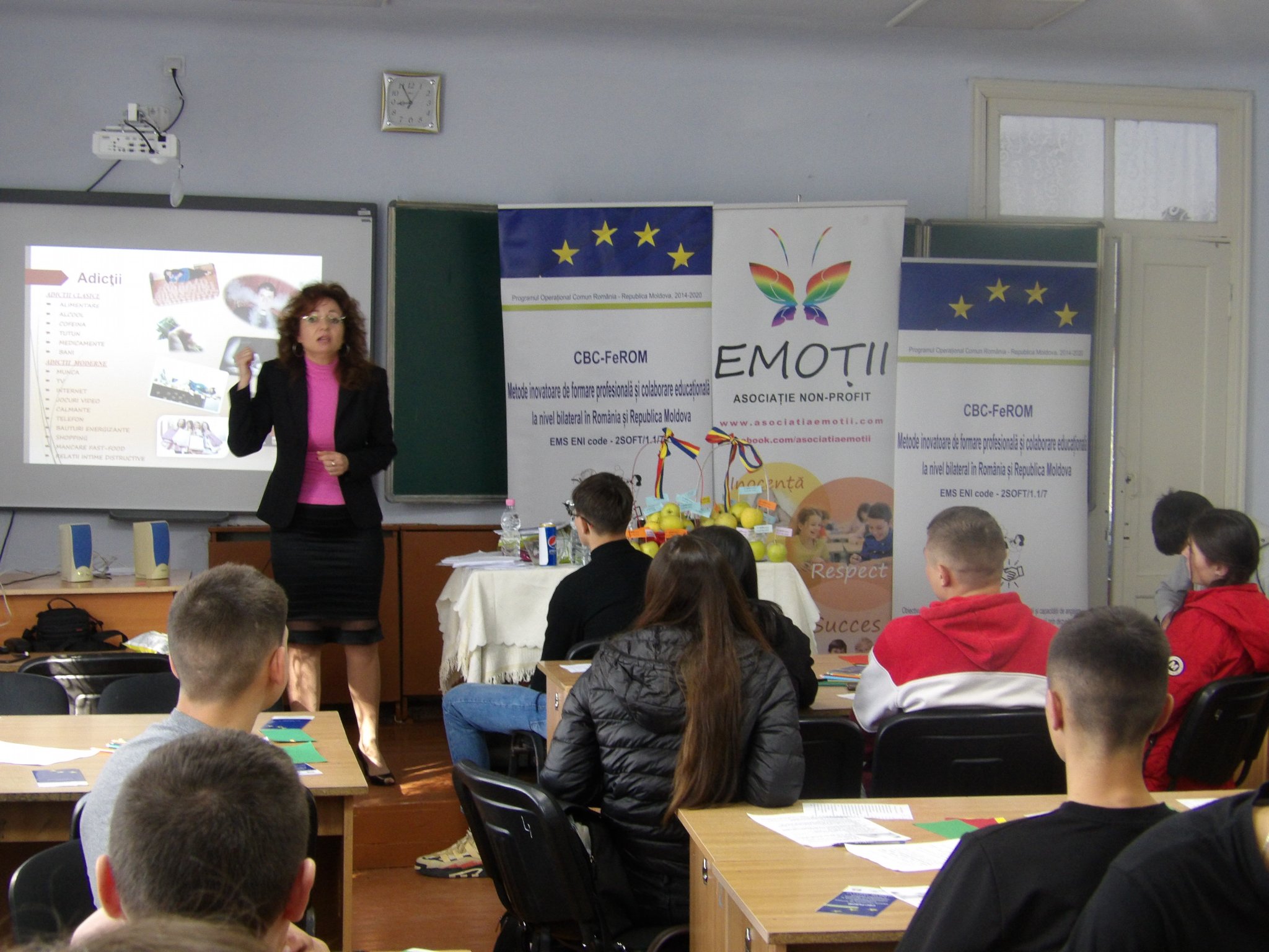 Copii din comunitatea EMOȚII